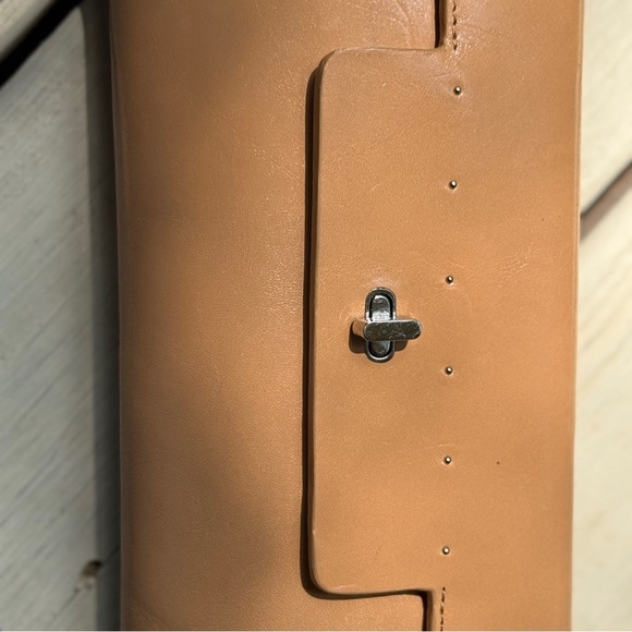 Monsac Tan Leather Minimalist Shoulder Bag. Preowned. - Picture 10 of 14